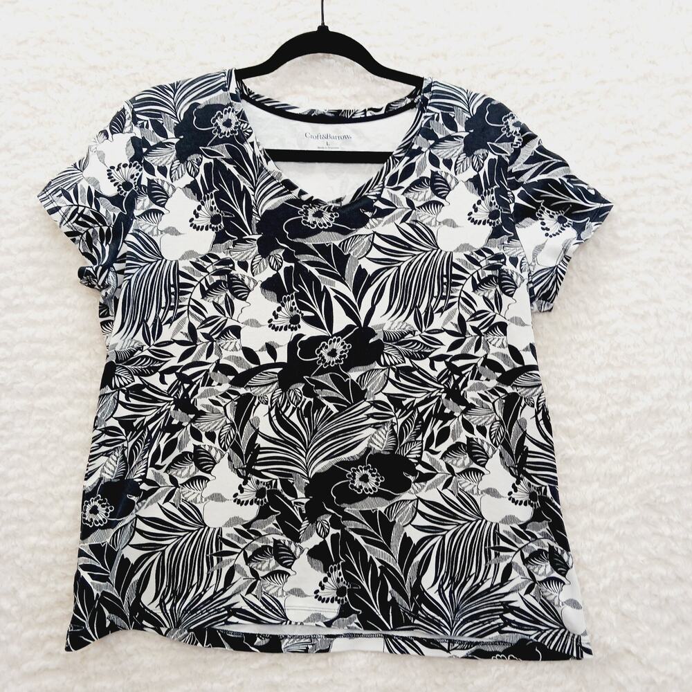 T-Shirt Women Black White Tropical Coastal Resort Cruise Floral Relaxed Size L